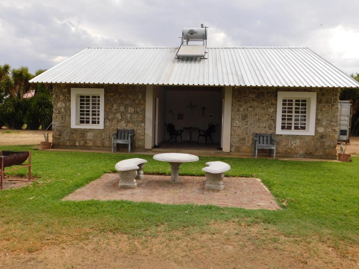 Meteorite Rest Camp Hotel Grootfontein Kültér fotó