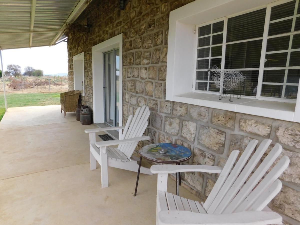 Meteorite Rest Camp Hotel Grootfontein Kültér fotó