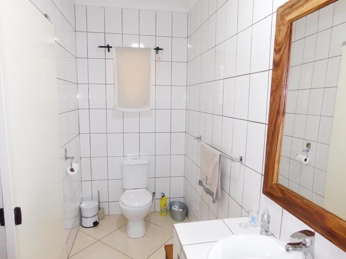 Meteorite Rest Camp Hotel Grootfontein Kültér fotó